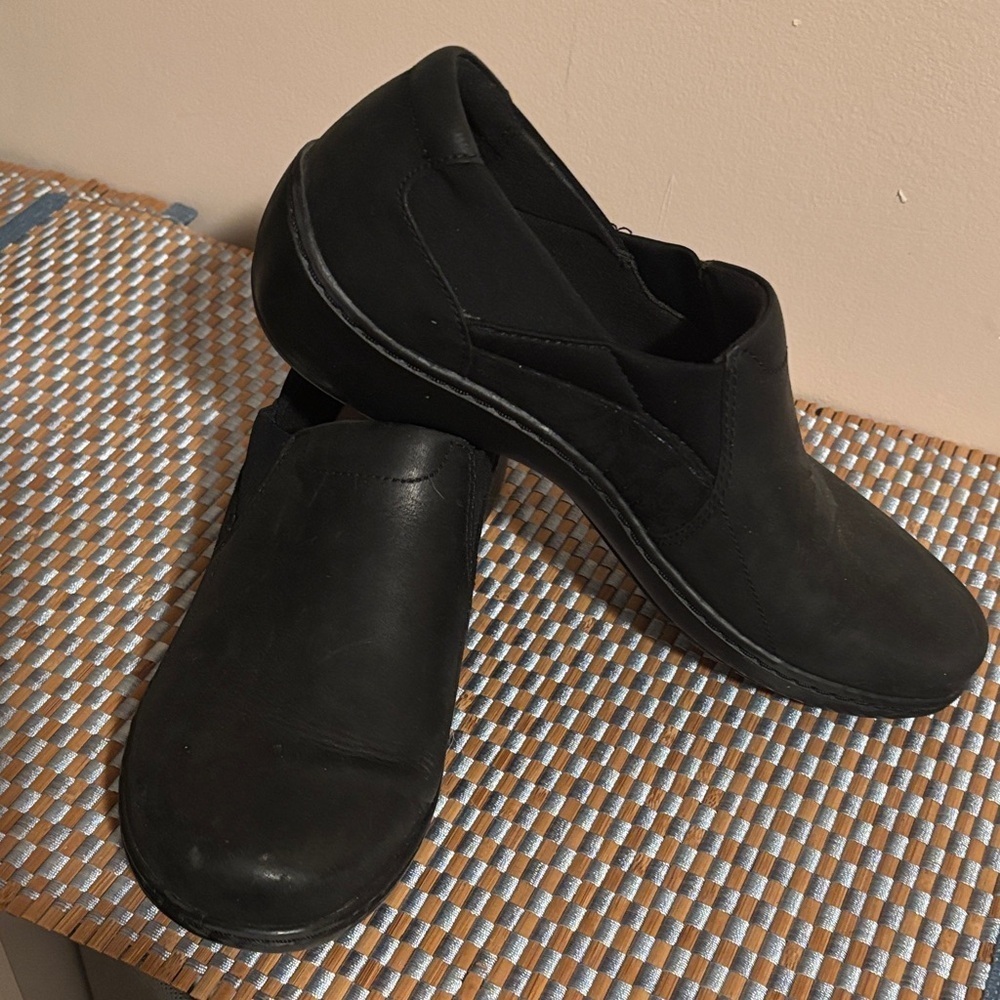 Clarks Women's Black Loafers